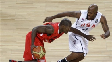 САЩ размаза Ангола на Световното по баскетбол