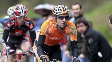 Испанецът Ниеве спечели 16-ия етап на Вуелтата