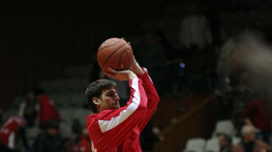 Баскетболен национал ще играе в Гърция