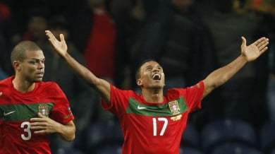 Португалия с победа в дебюта на Пауло Бенто