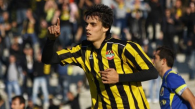 Курдов се развихри с нови 4 гола за 13-ата победа на Ботев