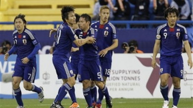 Япония на финал на Купата на Азия след дузпи