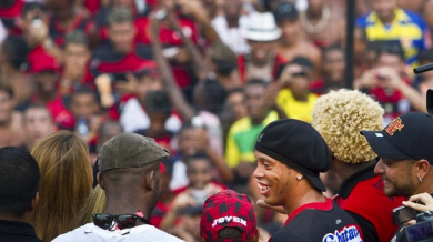 Истерия в Бразилия, разпродадоха билетите за дебюта на Роналдиньо