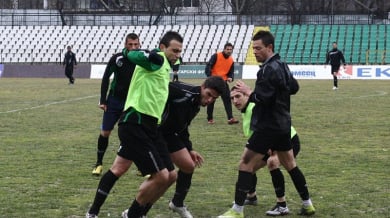 Дани Георгиев с контузия след игра в Черно море