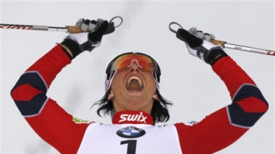 Бьорген и Хелнер със световните титли на спринт в ски бягането