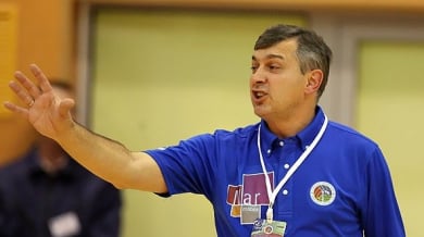 Словенец пое националния по волейбол