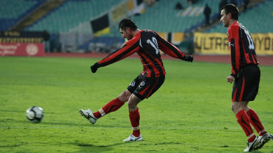 Дафчев вкара 2 гола на Пирин и изстреля Локо (Сф) на 2 точки зад ЦСКА