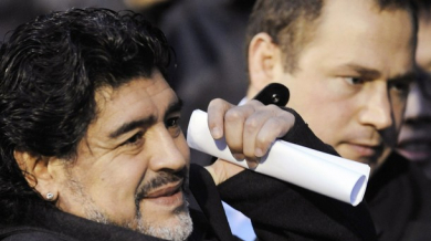 Марадона може да поеме аржентински клуб