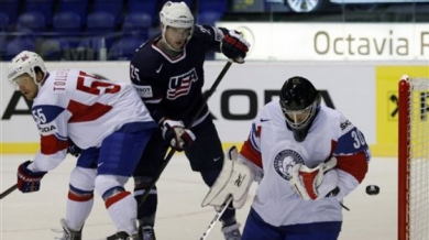 САЩ обърна Норвегия на Световното по хокей на лед