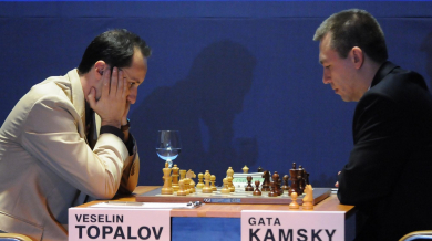 Жребият сблъска Топалов с Камски, размина го с Крамник
