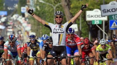 Кавендиш спечели 10-ия етап на Джирото със силен финален спринт