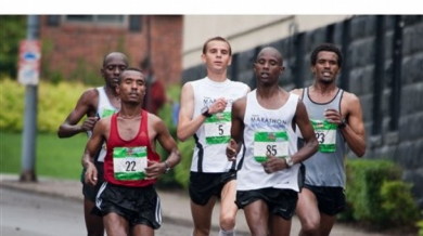 Етиопец триуфмира на маратона в Хамбург