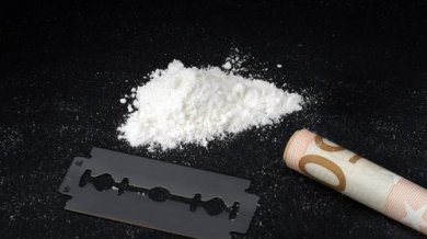 Иззеха 600 грама кокаин от хокеист
