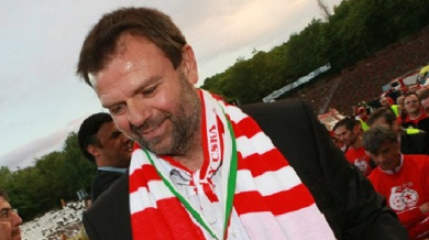 Стойчо Младенов бил вариант за треньор на Металург (Донецк)