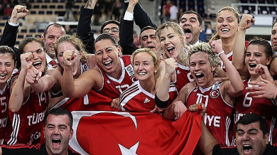 Турция и Русия на финал на Европейското за жени