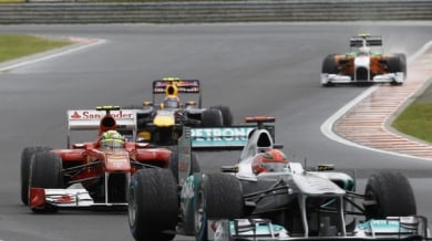 Шумахер отпаднал заради проблем със скоростите