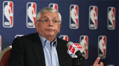 Възобновяват преговорите в НБА