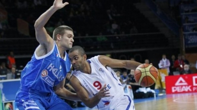 Франция би Гърция в спора за място на 1/2-финалите на Евробаскет 2011