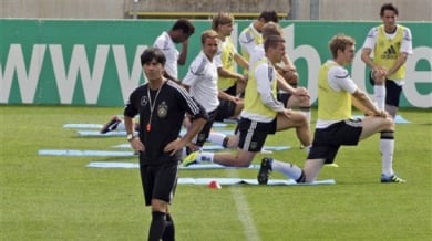 Само 1/3 от германците чакат титла от Евро 2012