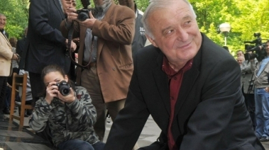 Легендарният Петър Жеков става на 67 г.