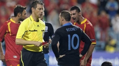 УЕФА не пожали Уейн Рууни, наказа го за 3 мача от Евро 2012