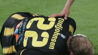 Гудьонсен със счупен крак в дербито с Олимпиакос