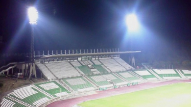 След 20 години стадион “Берое” отново с осветление - ВИДЕО