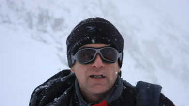 Тялото на починалия Проев остана в Хималаите