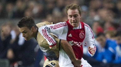 Плеймейкърът на Аякс стана Футболист № 1 на Дания за 2011 г.