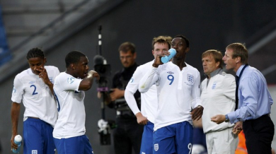 Младежите на Англия разбиха с 5:0 Исландия - ВИДЕО