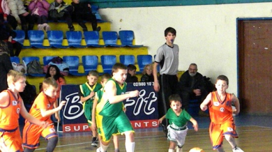 Федерацията по баскетбол с турнир за деца