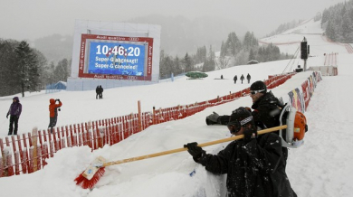 Дъжд провали старт от Световната купа по ски за мъже