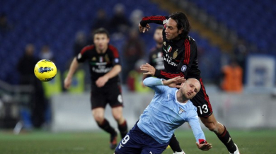 Лацио препъна Милан в битката за титлата - ВИДЕО