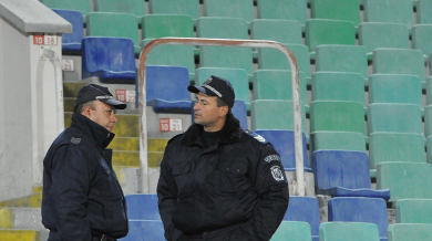 Страх от коли-бомби около Националния стадион “Васил Левски”