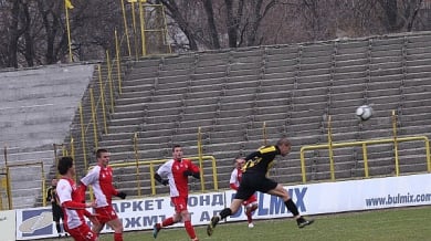 Димо Атанасов дебютира с гол при победа на “Ботев” (Пд)