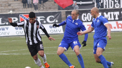 Локо (Пд) спря серия на Черноморец от 9 мача без загуба
