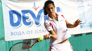 Изабелла Шиникова на полуфинал във Франция