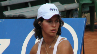 Полуфинал и финал за Изабелла Шиникова в Тунис