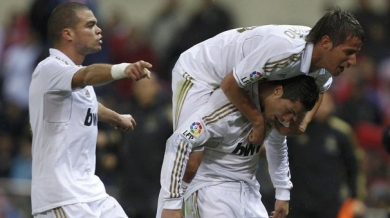 Роналдо продължава да носи Реал на гръб, заби хеттрик на Атлетико - ВИДЕО
