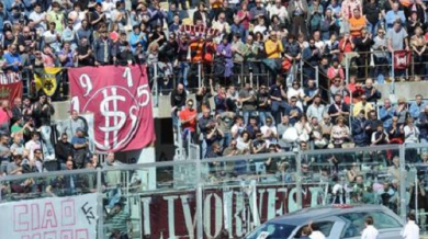 Над 8000 изпратиха Морозини на стадиона на Ливорно (ВИДЕО)