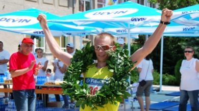 Руснак триумфира на маратона в Каварна, грабна 10 бона