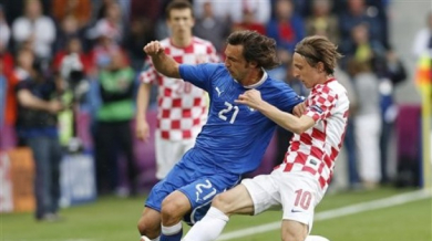 Пирло е играч на мача между Италия и Хърватия