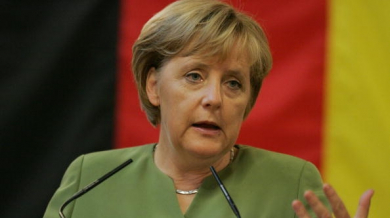Меркел стиска палци на Бундестима от Брюксел