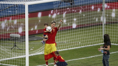 Торес със “Златната обувка” на Евро 2012