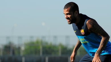 Дани Алвеш: Разочарован съм от Барселона