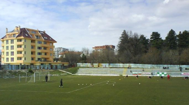 БФС инспектира за последно стадиона в Гоце Делчев