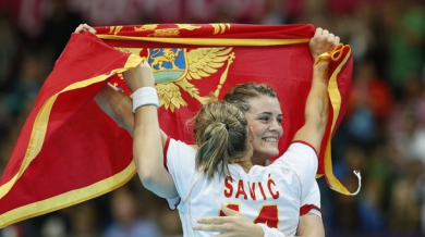 Черна гора срещу Норвегия във финала на женския турнир по хандбал