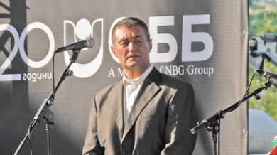 Министър Нейков искал да закрие 37 волейболни клуба