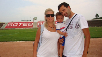 Съпругата на Чалъков пред БЛИЦ: Шегуваше се преди операцията, синът ни знае, че е на лагер