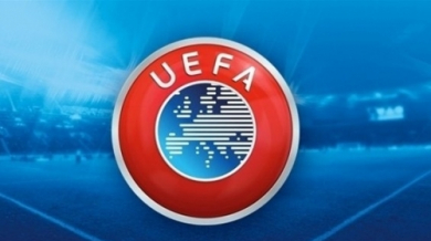УЕФА разследва расисткия скандал в Сърбия
